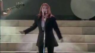 Belinda Carlisle  Heaven Is A Place On Earth Live 1988 [upl. by Martell116]