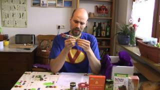 empfehlenswert Vegan Box April 2014  Kochs vegan  Unboxing Rezension [upl. by Akins]