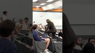 Professor wakes up sleeping students singing emo music 🤣 ⁠ 🎥 TT matthewcpittman⁠ [upl. by Asyl]