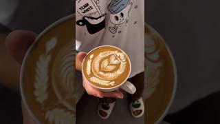 How to make perfect latte art cr7hakku coffee latteart lattearthome [upl. by Aeriell122]