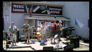 Bodkin Creek Performing Cinnamon Girl at Bills Saturday Sessions [upl. by Oremodlab]