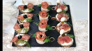 BASTANO 5 MINUTI E SONO PRONTI  ANTIPASTI DELLE FESTE TARTINE NATALIZIE [upl. by Icyaj]