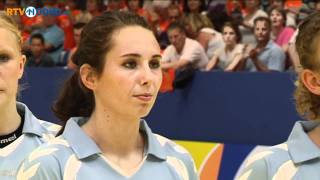 Nederlands handbalteam ongeslagen naar volgende ronde [upl. by Gipsy363]