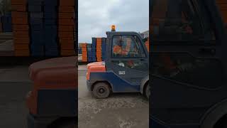 Heftruck training Lekkerkerker [upl. by Nevai]