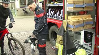 Brandweer Twente zoekt vrijwilligers [upl. by Lazar]