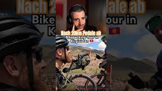 Fritz Meinecke mit kaputtem Schlauch und mit einer Pedale weniger…bikepacking kirgizistan mtb [upl. by Gui]