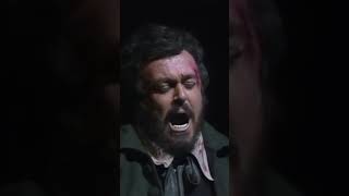 PAVAROTTI in one of his most moving performances performing E Lucevan le stelle from TOSCA opera [upl. by Hardner16]