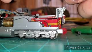 How to disassemble Athearn Genesis Trucks\wheel sets [upl. by Leay]