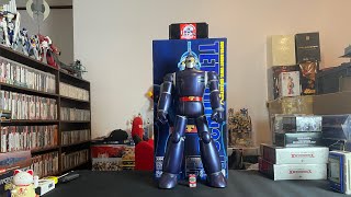 Tetsujin 28 ถ้าใหญ่กว่านี้ก็คงหาที่ตั้งลำบาก [upl. by Elocon552]