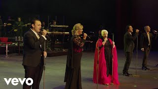 Mocedades  Eres Tú Sinfónico En Vivo [upl. by Aisined]