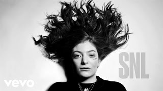 Lorde  Liability Live On SNL2017 [upl. by Anerb]