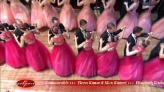 Semperopernball Dresden  Einzug der Debütanten 2016 [upl. by Kcirre]