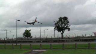 Landing at Heathrow 27L from Myrtle Avenue 17062011 [upl. by Steep]