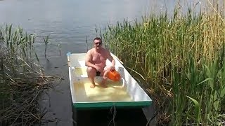 Лодка из фанеры quotСшей и Склейquot Черпаю воду Wooden boat [upl. by Aniraz]