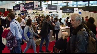 Salon du livre 2017 Lattrait pour les ouvrages militaires [upl. by Spense16]