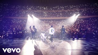 Sebastián Yatra Reik  Un Año En Vivo [upl. by Landbert722]