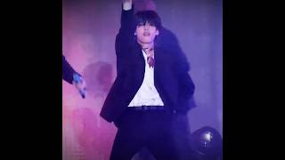 TAEHYUNG Lotte family Concert bts kpopboyband btsmember taehyung [upl. by Kiri]