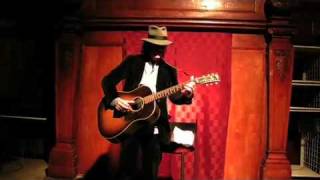 Gary Lucas performing the theme from quotMr Hulots Holidayquot the Gershwin Hotel Nov22010 [upl. by Whit]