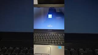 Reinstalling Windows 11 23H2 on a Intel Core 2 Duo T6600 on a Compaq Presario CQ61 episode 1 [upl. by Cataldo]