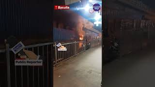 Byculla Persian Darbar Hotel Owner Uses All Fire Extinguishers to Tackle Transformer Blaze [upl. by Madge]