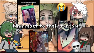 Mha react to their fandom 🏃‍♀️🥰 rushed bl00d warning ‼️ scary 😱 [upl. by Yllatan]