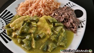 Delicioso pollo con nopales en salsa verde [upl. by Ratha]