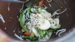 Lao Food  Spicy Rice Vermicelli Noodles Salad [upl. by Simpkins]