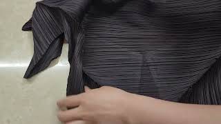 플리츠 플리츠 이세미야키 PLEATS PLEASE ISSEY MIYAKE [upl. by Ayotol]