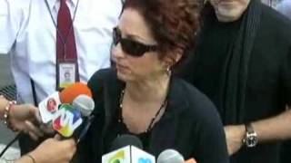 Gloria Estefan llegó a Perú [upl. by Engapmahc]