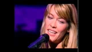 Cerys Matthews  Calon Lan Live [upl. by Atnima]