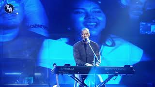 Brian McKnight  One Last Cry l l Live At Intimate Concert Jakarta 2018 [upl. by Malsi]