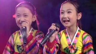 Little North Korean Girls Singing quot고향의봄quot （Spring in My Hometown） [upl. by Olnay]