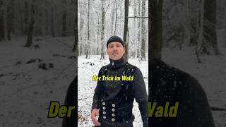 Zollstocktrick im Wald die Weihnachtszeit ist eingeläutet handwerk shorts comedy tricks [upl. by Malynda]