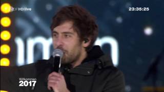 Max Giesinger  80 Millionen  Wenn sie tanzt  2 Auftritt Silvester 2016 am Brandenburger Tor [upl. by Barbara38]