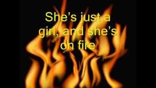 Alicia Keys ft Nicki Minaj Girl On Fire Lyrics ♥ [upl. by Leirrad597]