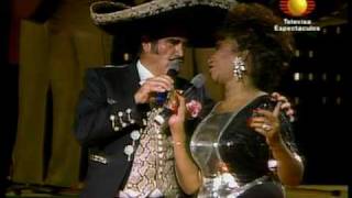 Celia Cruz y Vicente Fernández  El Rey [upl. by Aicala]