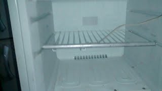 heladera briket con freezer con refrigerante degradado al parecer [upl. by Dalt]