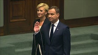 Pologne le conservateur Duda officiellement investi président [upl. by Thielen550]