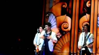 Lovebug  Jonas Brothers Cleveland 831 [upl. by Ecidnak]