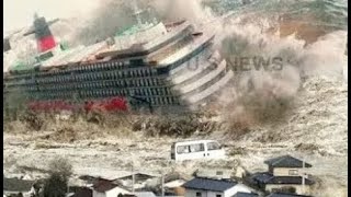 Crazy Footage 🔴 Large Cruise Ships Overcome Monster Waves In Storm amp Powerful Glacier Calving [upl. by Huebner]