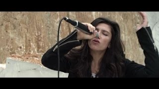 Elisa canta quotA modo tuoquot firmata Ligabue la dedico a mia figlia [upl. by Nnylatsirk]