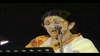 Lata Mangeshkar Live  Medley  Queen In Concert An Era In Evening Full Medley [upl. by Sears562]