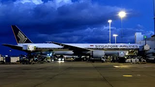 Singapore Airlines Boeing 777300ER Takeoff From Sydney SYD 🛫 🇦🇺 ✈️ [upl. by Jareb]