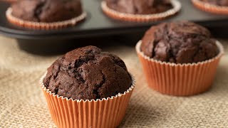 Muffin con gocce di cioccolato  Semplicissimi [upl. by Llertnom]