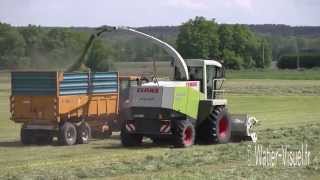 Chantier de récolte densilage de Ray grass ditalie [upl. by Ecire]