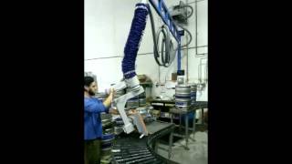 Schmalz Keg Lifter  Handling Kegs from the side  with Vacuum [upl. by Enimsaj]