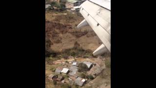 Landing at Tegucigalpa Honduras [upl. by Artemed]