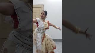 Eki Labonye  Rabindra Nrityo  Swagatalaxmi Dasgupta  Sreetama Mitra  Srees Lifestyle dance [upl. by Suravat]