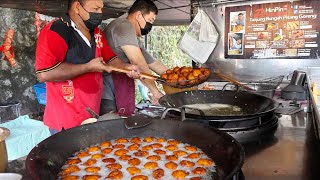 50 Years Selling Non Stop The Most Popular Fried Banana Snacks in Penang [upl. by Kcirddehs]