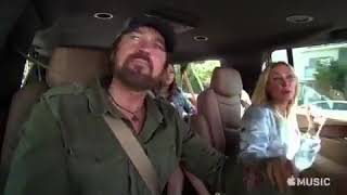 Família Cyrus canta quotStay Togetherquot na prévia do Carpool Karaoke [upl. by Acinorahs]